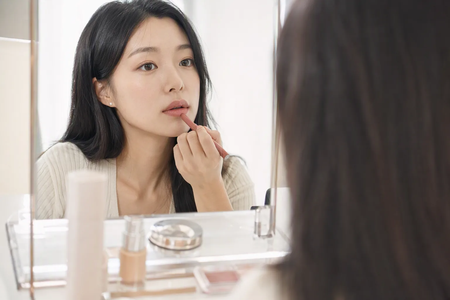가상 메이크업: 사기 전에 발색 확인하는 법, 그리고 못 하는 것